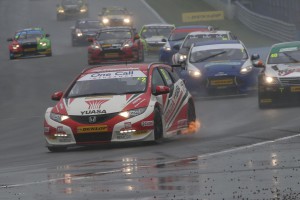 Honda Civic Tourer claims maiden BTCC victory at Donington Park - Douglas Stafford Mystery Shopping