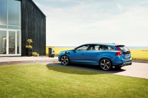 Volvo V60 hybrid now available with R-Design specification - Douglas Stafford Mystery Shopping